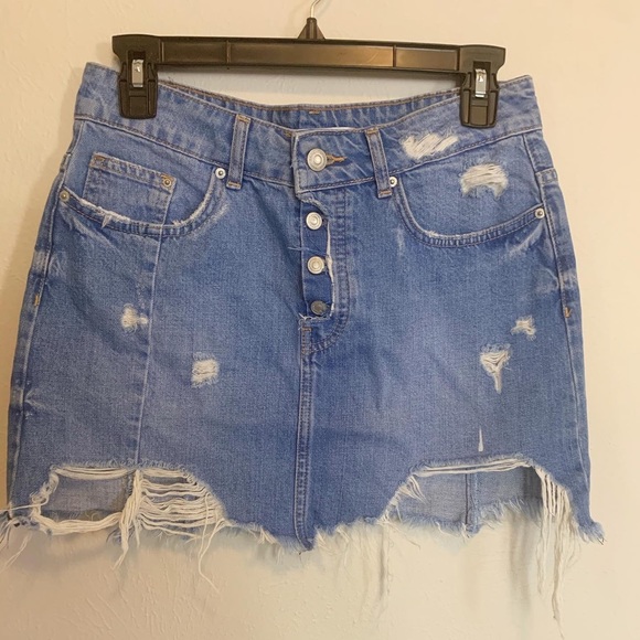 Zara Distress Skirt - Picture 2 of 3